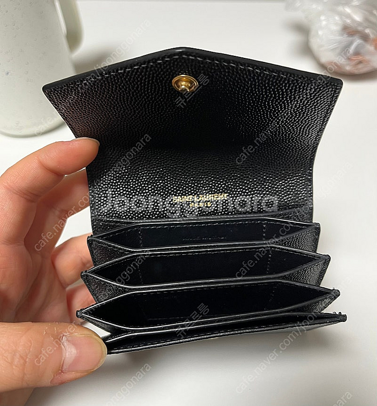 입생로랑 업타운 카드지갑(명함지갑) 팝니다.--3